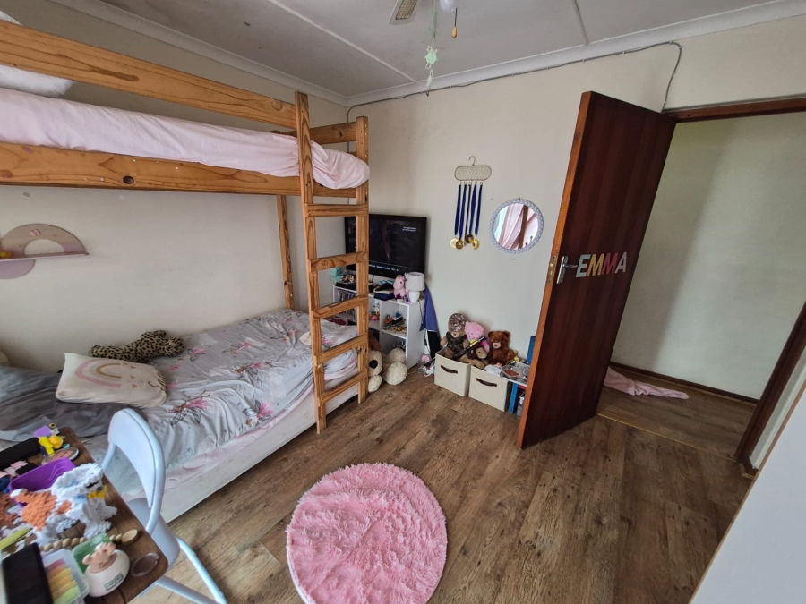 7 Bedroom Property for Sale in Dana Bay Western Cape